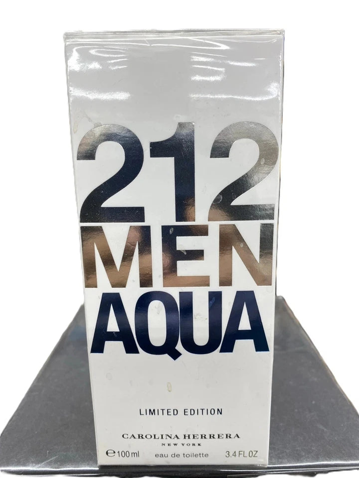 Carolina Herrera 212 Men Aqua Perfume 100ml